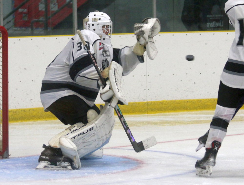 Samuel Fontaine didn't have to be great for Eastman in the third period of their victory against Central Plains, only needing to make three saves in the frame, including this one. (Cassidy Dankochik The Carillon)