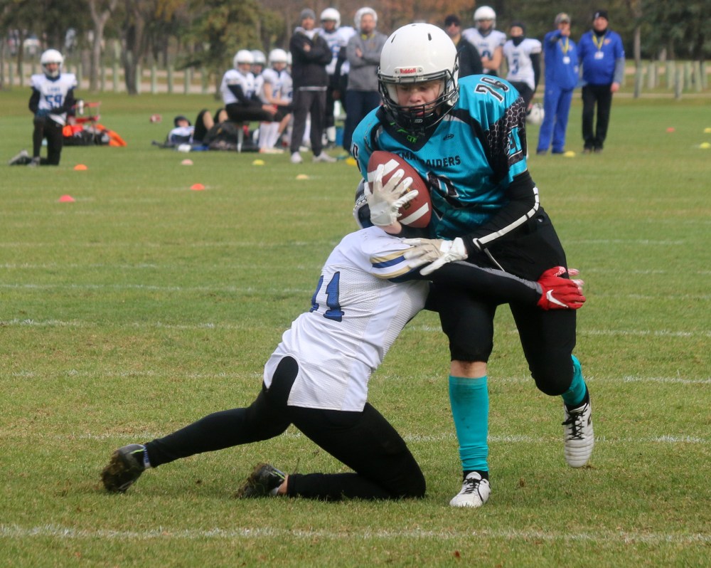 The Eastman Raiders U16 team locked up a spot in the provincial final with a 74-44 victory over Fort Garry Oct. 19 in A.D. Penner Park. (Cassidy Dankochik The Carillon)