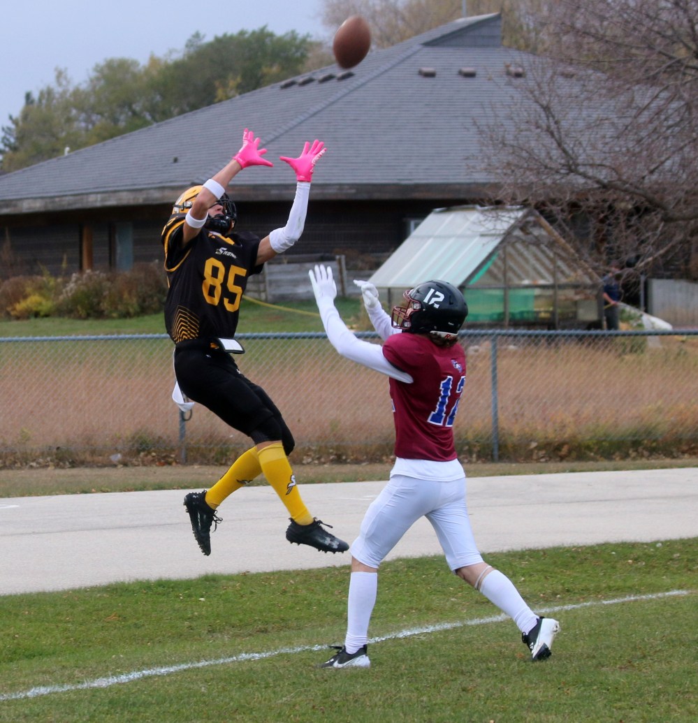 SRSS locked up a AAAA football playoff spot for the second consecutive year by beating Sturgeon Heights Oct. 18. (Cassidy Dankochik The Carillon)