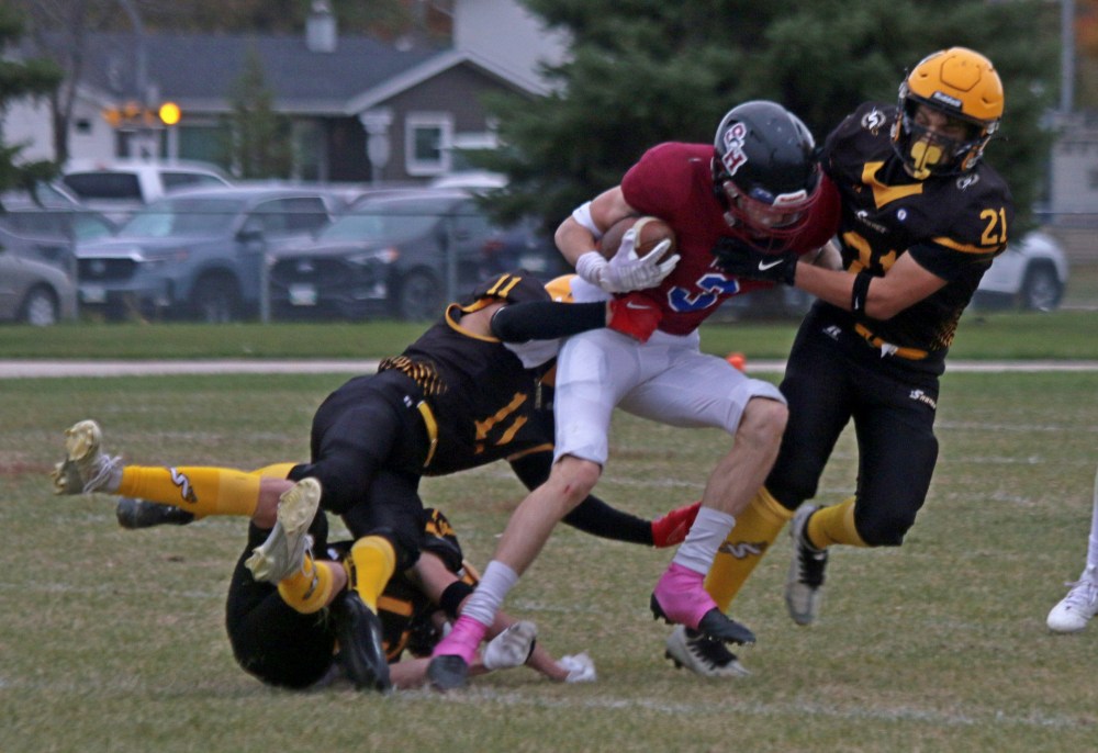 SRSS locked up a AAAA football playoff spot for the second consecutive year by beating Sturgeon Heights Oct. 18. (Cassidy Dankochik The Carillon)