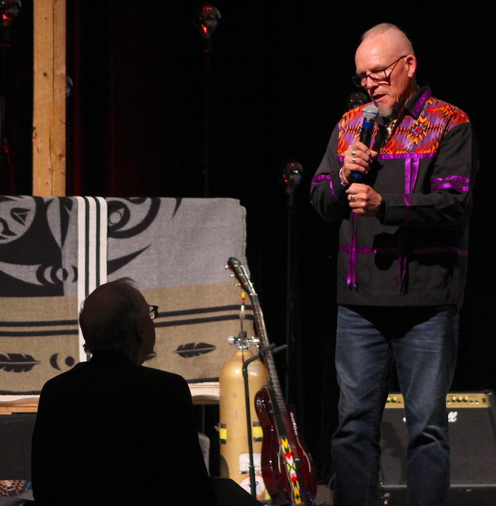 CHRIS GAREAU THE CARILLON
Jonathan Maracle speaks to president of Canada Awakening Ministries Roger Armbruster at a Truth and Reconciliation event in Niverville.