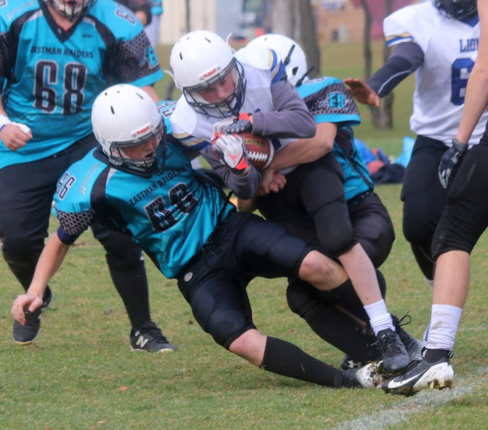 The Eastman Raiders U16 team locked up a spot in the provincial final with a 74-44 victory over Fort Garry Oct. 19 in A.D. Penner Park. (Cassidy Dankochik The Carillon)