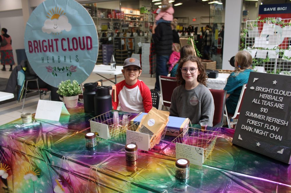 GREG VANDERMEULEN THE CARILLON ARCHIVES
This year's Steinbach Children's Business Fair will have first, second, and third place prizes. Rosenort’s Aubrey Thiessen's business, Bright Cloud Herbals, shared the top prize last year.