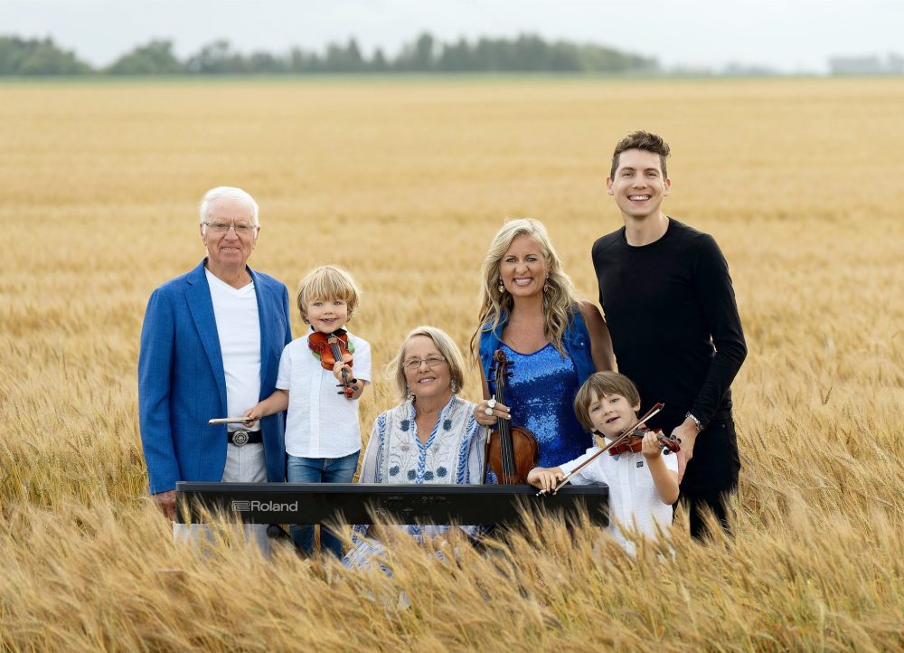 SUPPLIED PHOTO
It will be a family affair for Plum Coulee native Rosemary Siemens as she hosts a Bring Back the Hymns concert in Steinbach on Saturday.