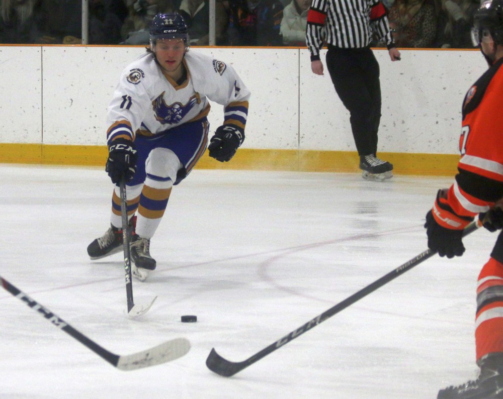The Springfield Winterhawks earned a measure of revenge, defeating Ste Anne in the Maurice Chaput arena Jan. 3. (Cassidy Dankochik The Carillon)