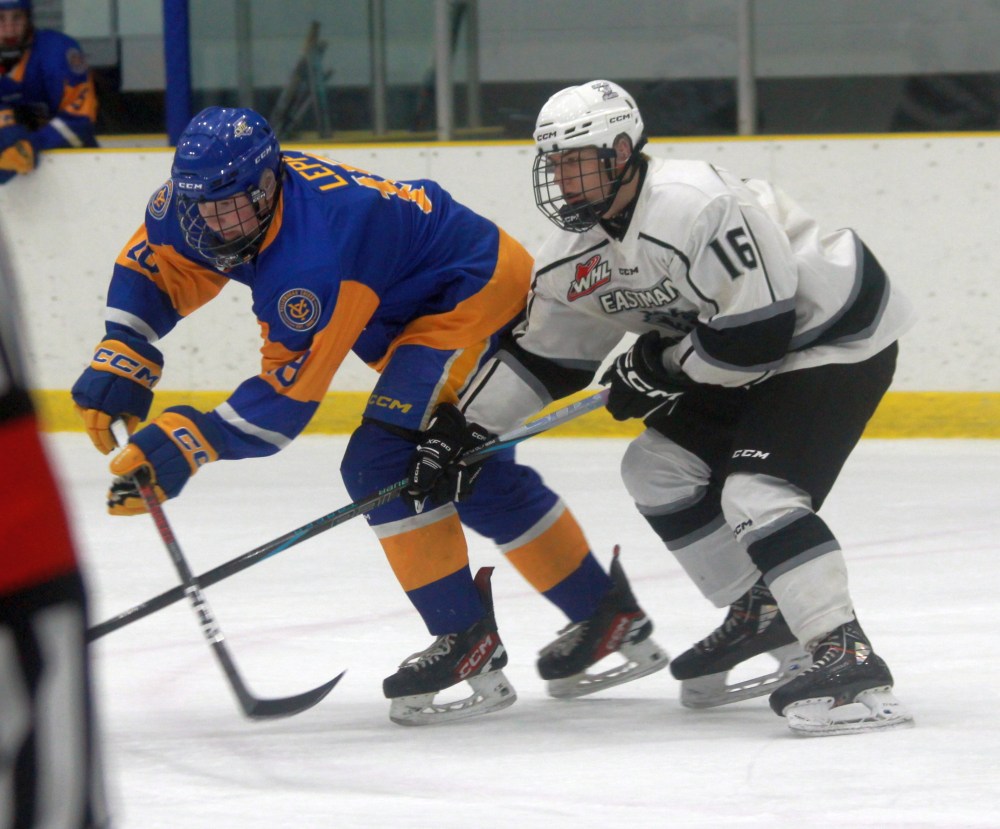 The Eastman Selects earned a 7-6 come from behind victory over the Yellowhead Chiefs in Beausejour Jan. 18. (Cassidy Dankochik The Carillon)