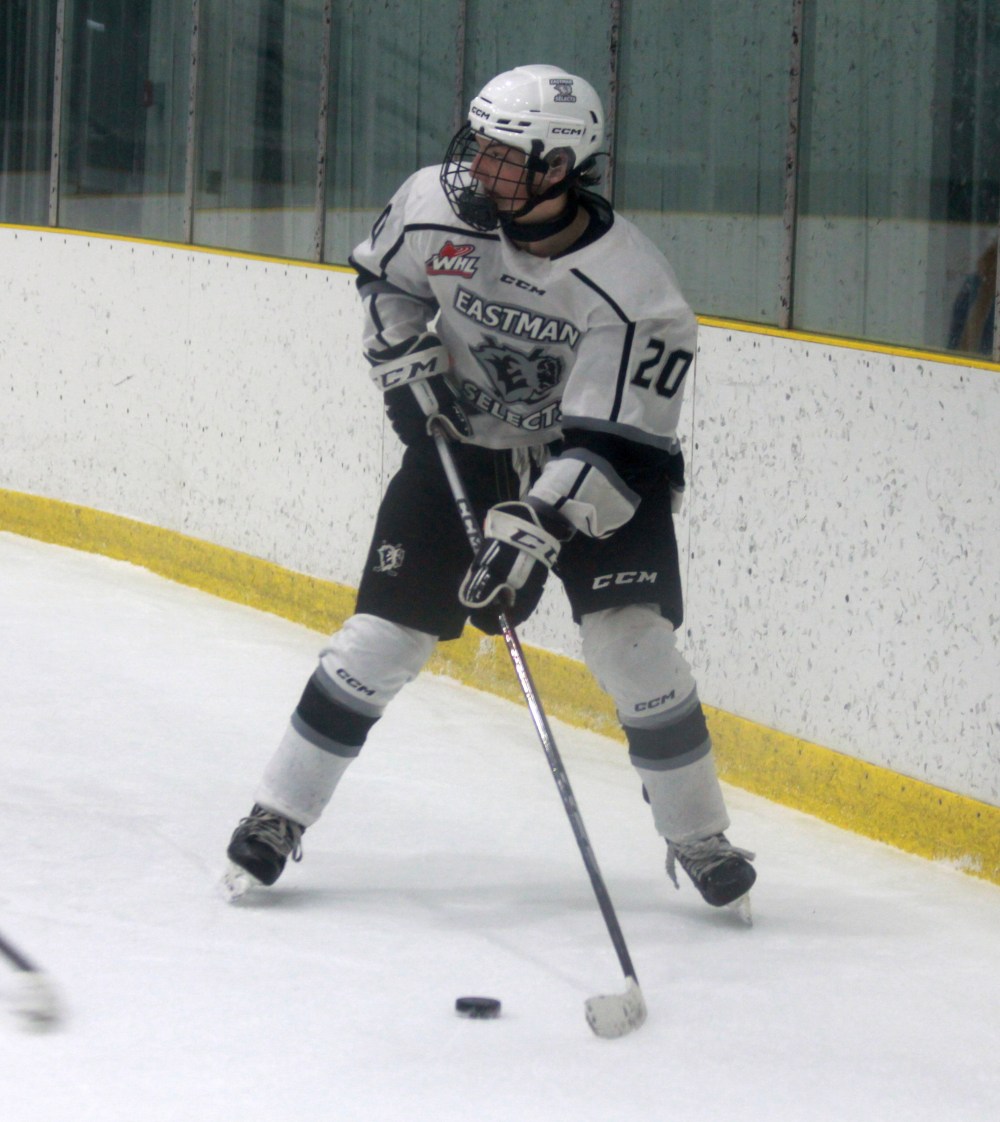 The Eastman Selects earned a 7-6 come from behind victory over the Yellowhead Chiefs in Beausejour Jan. 18. (Cassidy Dankochik The Carillon)