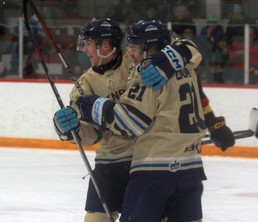 The Steinbach Pistons defeated Wawywayseecappo in MJHL action in La Broquerie Jan. 23. (Cassidy Dankochik The Carillon)
