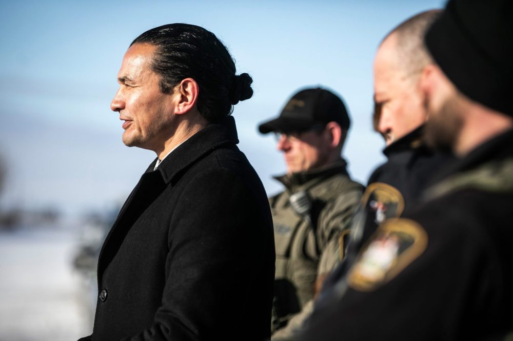 MIKAELA MACKENZIE WINNIPEG FREE PRESS
Premier Wab Kinew makes an announcement about conservation officers patrolling the border during a press conference close to the Canada-US border west of Emerson on Monday, Jan. 27, 2025.