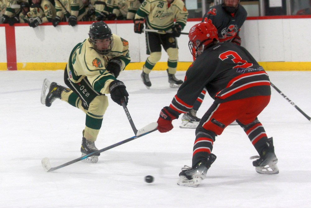 The St Malo warriors came away with a lopsided 7-1 victory over Selkirk on the afternoon they honoured defenseman Colton Magne for breaking the CRJHL's all time defenseman point record. (Cassidy Dankochik The Carillon)
