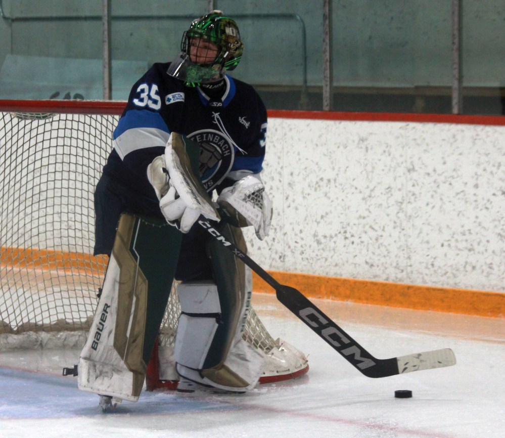 The Steinbach Pistons battled to a 4-1 victory over the Selkirk Steelers Jan. 21 in La Broquerie. (Cassidy Dankochik The Carillon)