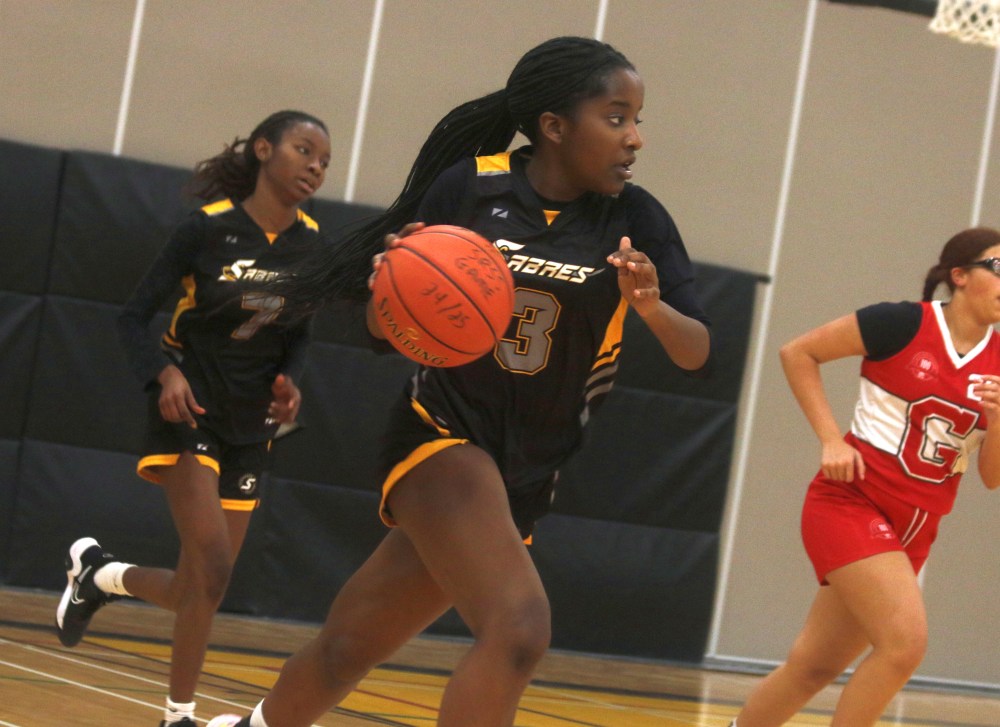 Glenlawn dominated SRSS in both a boys and girls varsity basketball match in Steinbach Jan. 15. (Cassidy Dankochik The Carillon)