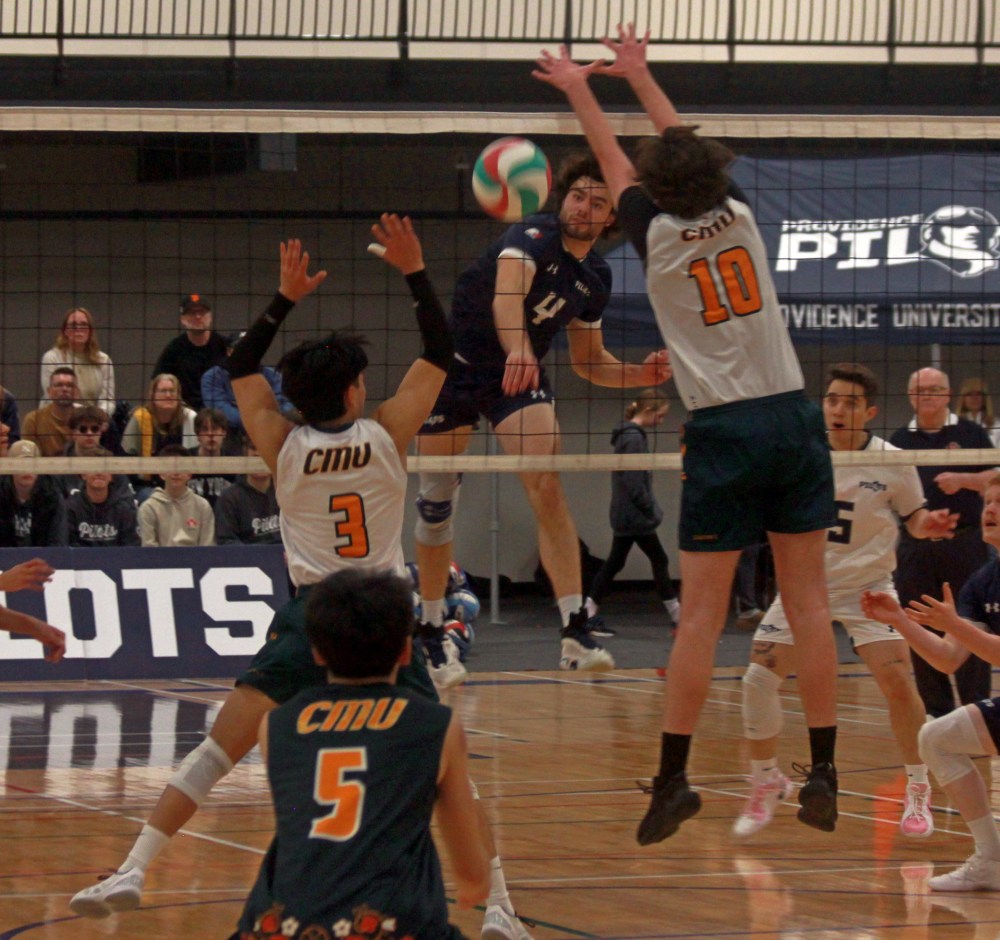 The Providence Pilots hosted CMU for volleyball games Jan. 24 and 25. (Cassidy Dankochik The Carillon)