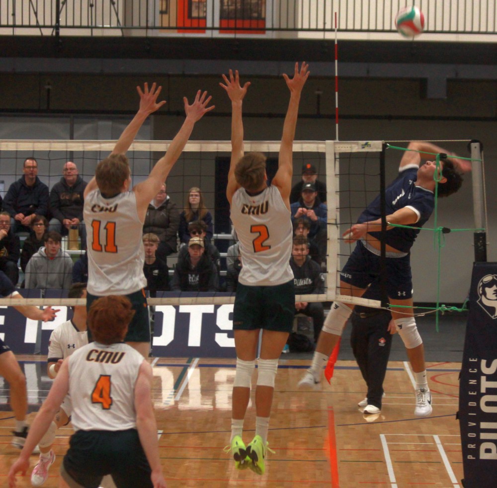 The Providence Pilots hosted CMU for volleyball games Jan. 24 and 25. (Cassidy Dankochik The Carillon)