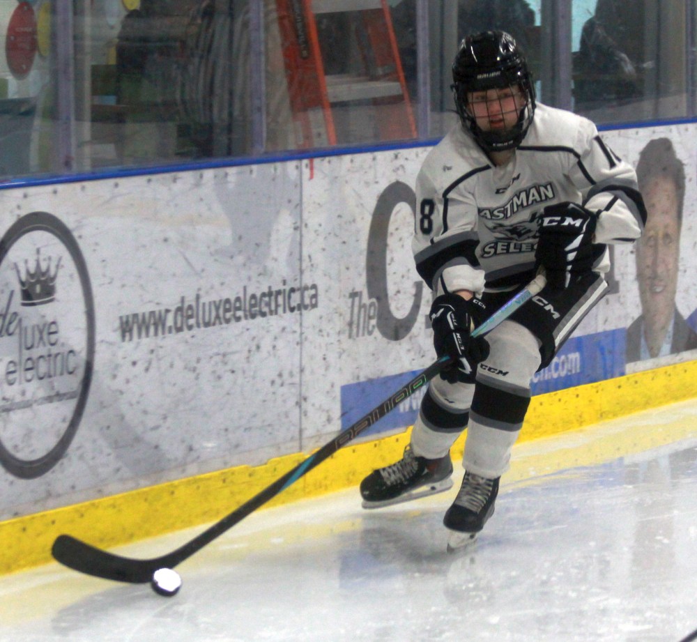 The female U18 AAA Eastman Selects took down their rivals, the Interlake Lightning in a game Jan. 25 in Niverville. (Cassidy Dankochik The Carillon)