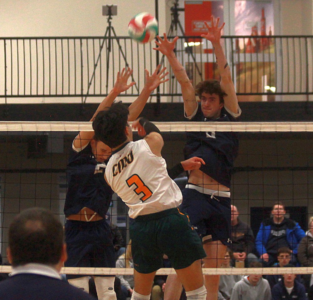 The Providence Pilots hosted CMU for volleyball games Jan. 24 and 25. (Cassidy Dankochik The Carillon)