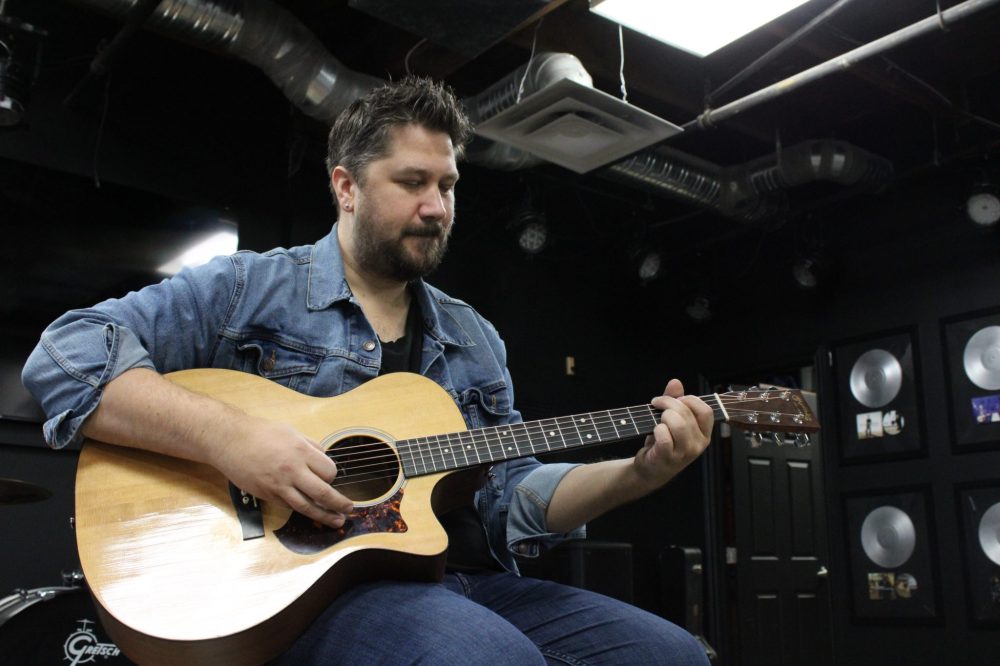 GREG VANDERMEULEN THE CARILLON
Jason Kirkness pictured in his Winnipeg studio space.