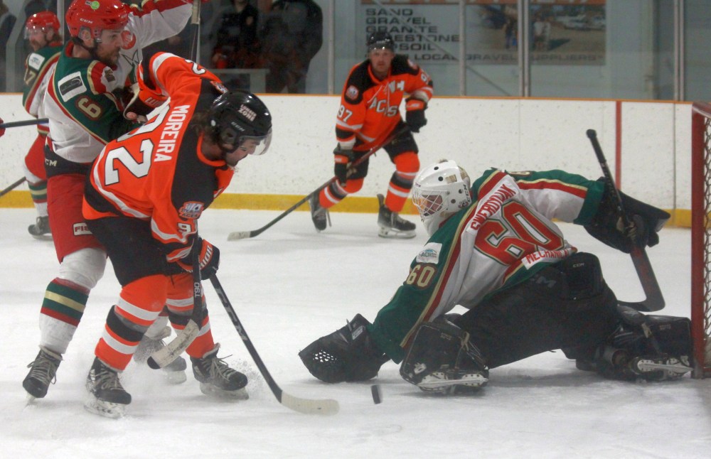 While this Jon Mitchell chance somehow didn't find the back of the net, Mitchell's Ste Anne Aces made short work of Ile des Chenes in their first-round South East Manitoba Hockey League Series. (Cassidy Dankochik The Carillon)