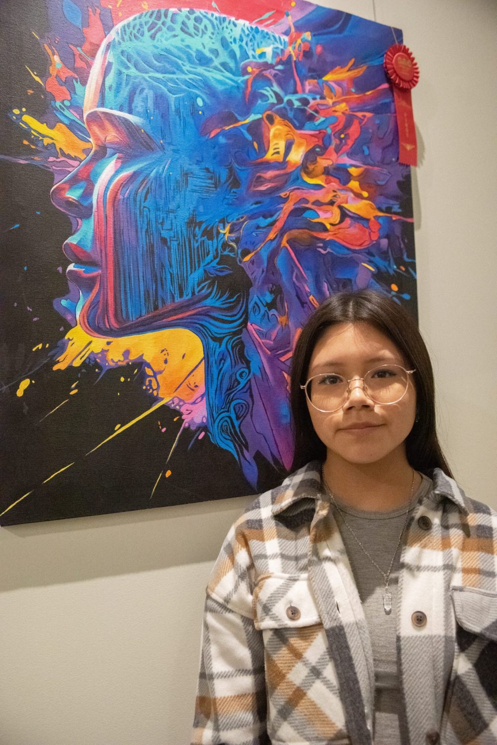 SVJETLANA MLINAREVIC THE CARILLON
Seventeen-year-old Grunthal artist Laura Yellowback whose modern painting of a woman’s head won top prize in the youth category.