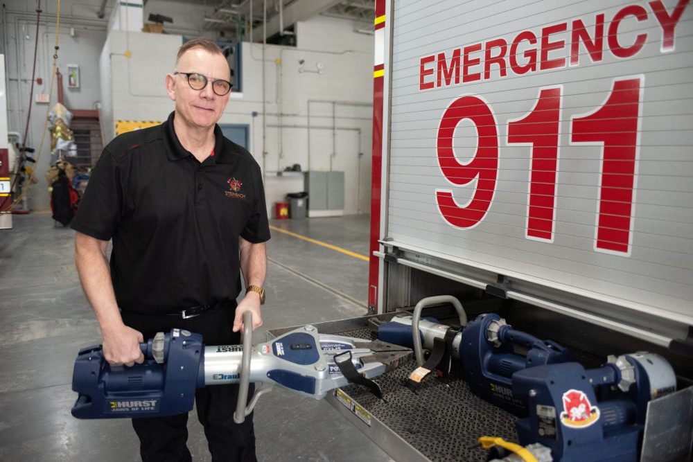 SVJETLANA MLINAREVIC THE CARILLON
Steinbach fire chief Kelvin Toews holds a piece of firefighting equipment commonly known as the Jaws of Life at the fire hall on April 8, 2025. The department is holding a recruitment drive for 10 to 12 firefighters.