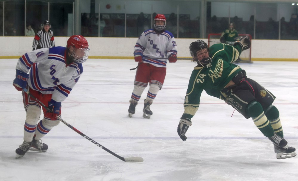 The Beausejour Comets tied the CRJHL finals 2-2 with a win on home ice March 28. (Cassidy Dankochik The Carillon)