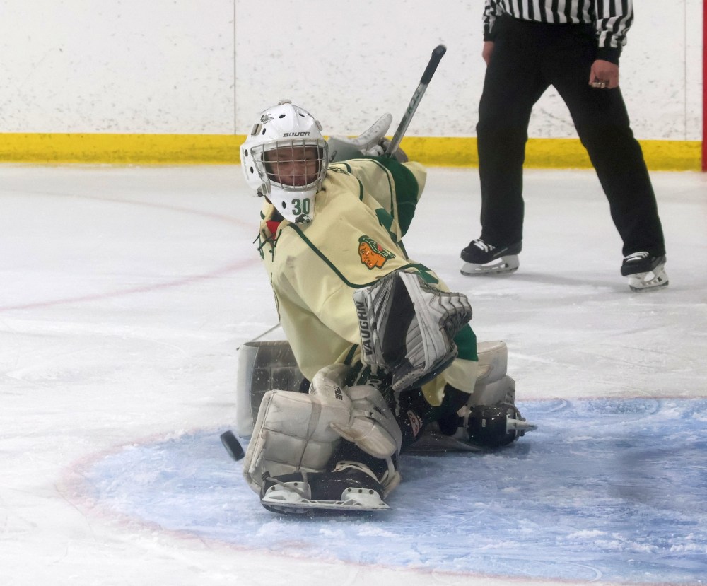 St Malo won back-to-back CRJHL championships, coming back from a 3-2 series deficit against Beausejour. (Cassidy Dankochik The Carillon)