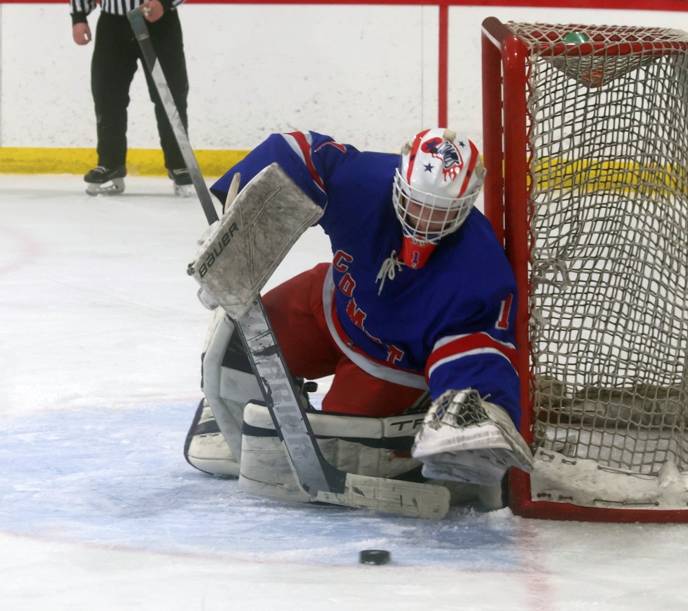 St Malo won back-to-back CRJHL championships, coming back from a 3-2 series deficit against Beausejour. (Cassidy Dankochik The Carillon)
