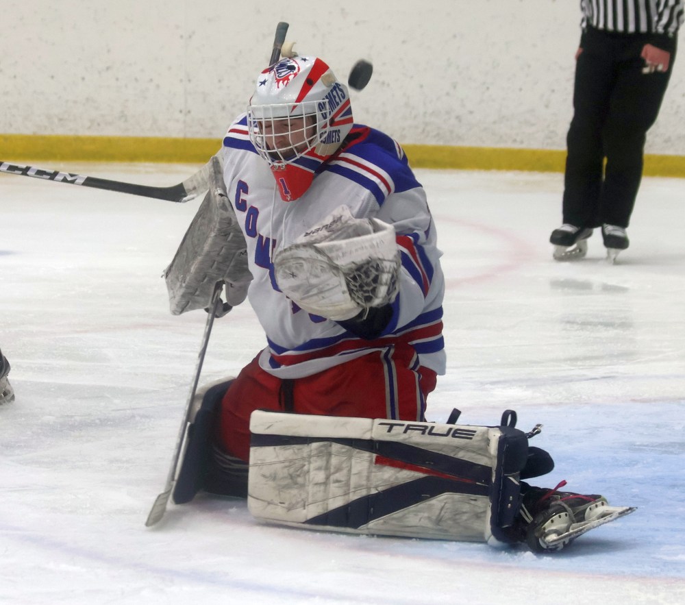 The Beausejour Comets tied the CRJHL finals 2-2 with a win on home ice March 28. (Cassidy Dankochik The Carillon)