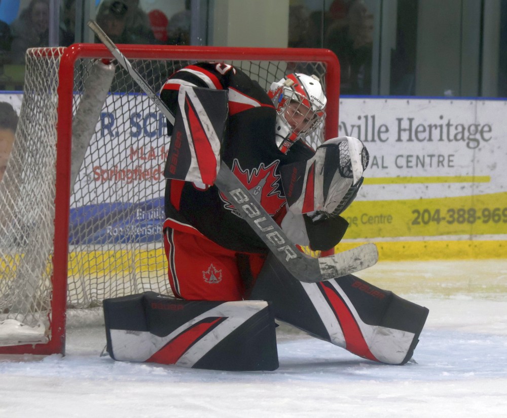 The Eastman Selects won a winner-takes-all game five against the Winnipeg Avros March 29. (Cassidy Dankochik The Carillon)