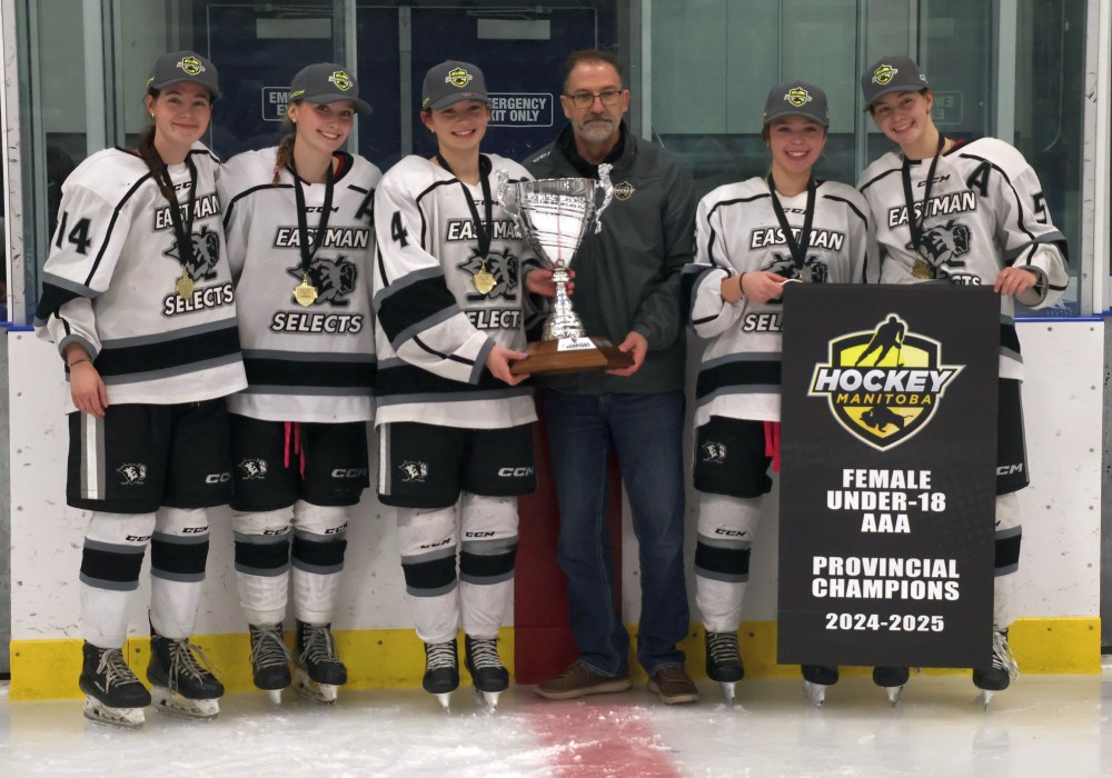The Eastman Selects won a winner-takes-all game five against the Winnipeg Avros March 29. (Cassidy Dankochik The Carillon)