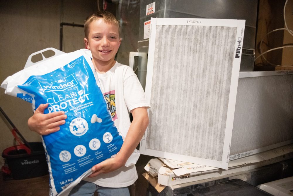 SVJETLANA MLINAREVIC THE CARILLON
Seth Friesen won first place at the Chamber Challenge with his idea of having customers pay for a monthly subscription to have their water softener and furnace filters changed every month.
