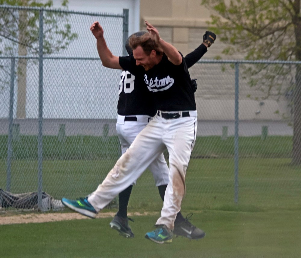 The Carillon Sultans had a walk-off win to open their season against Stonewall May 20. (Cassidy Dankochik The Carillon)