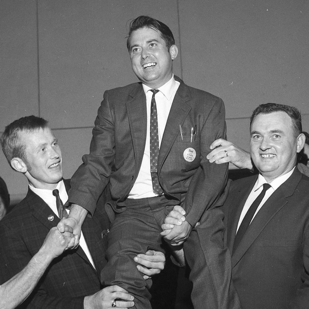 CARILLON ARCHIVES
New Emerson Conservative MLA Gabe Girard is carried triumphantly into the Dominion City Hall on the shoulders of his supporters, following his victory in the 1969 provincial election over Liberal incumbent John Tanchuk.