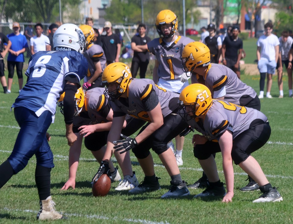 The SRSS Sabres (varsity and junior varsity) took on Grant Park for a pair of spring exhibition football games May 22. (Cassidy Dankochik The Carillon)