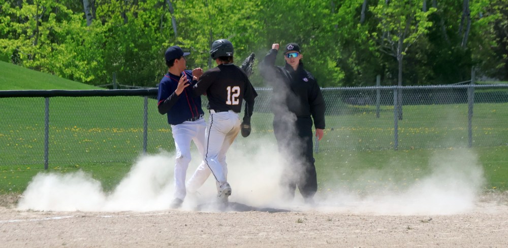 SRSS won their fourth straight Zone 13 baseball championship. (Cassidy Dankochik The Carillon)