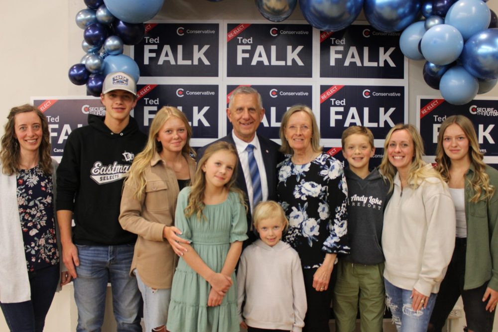 GREG VANDERMEULEN THE CARILLON
Provencher MP Ted Falk poses members of his family.