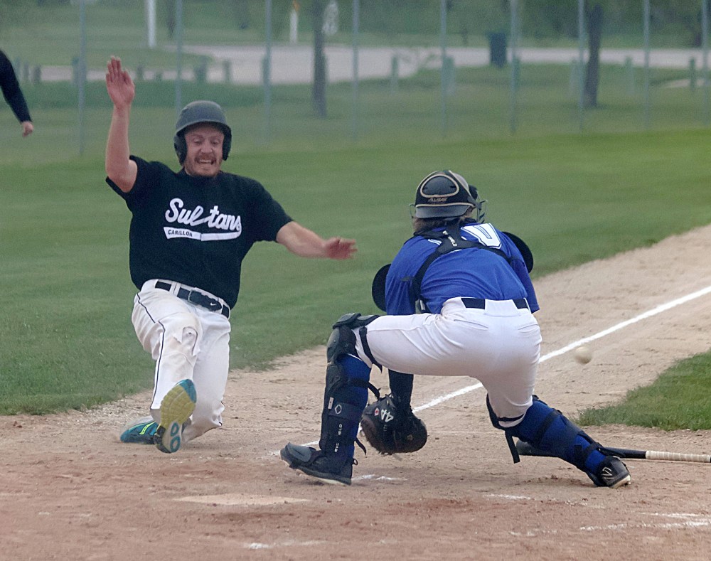The Carillon Sultans had a walk-off win to open their season against Stonewall May 20. (Cassidy Dankochik The Carillon)