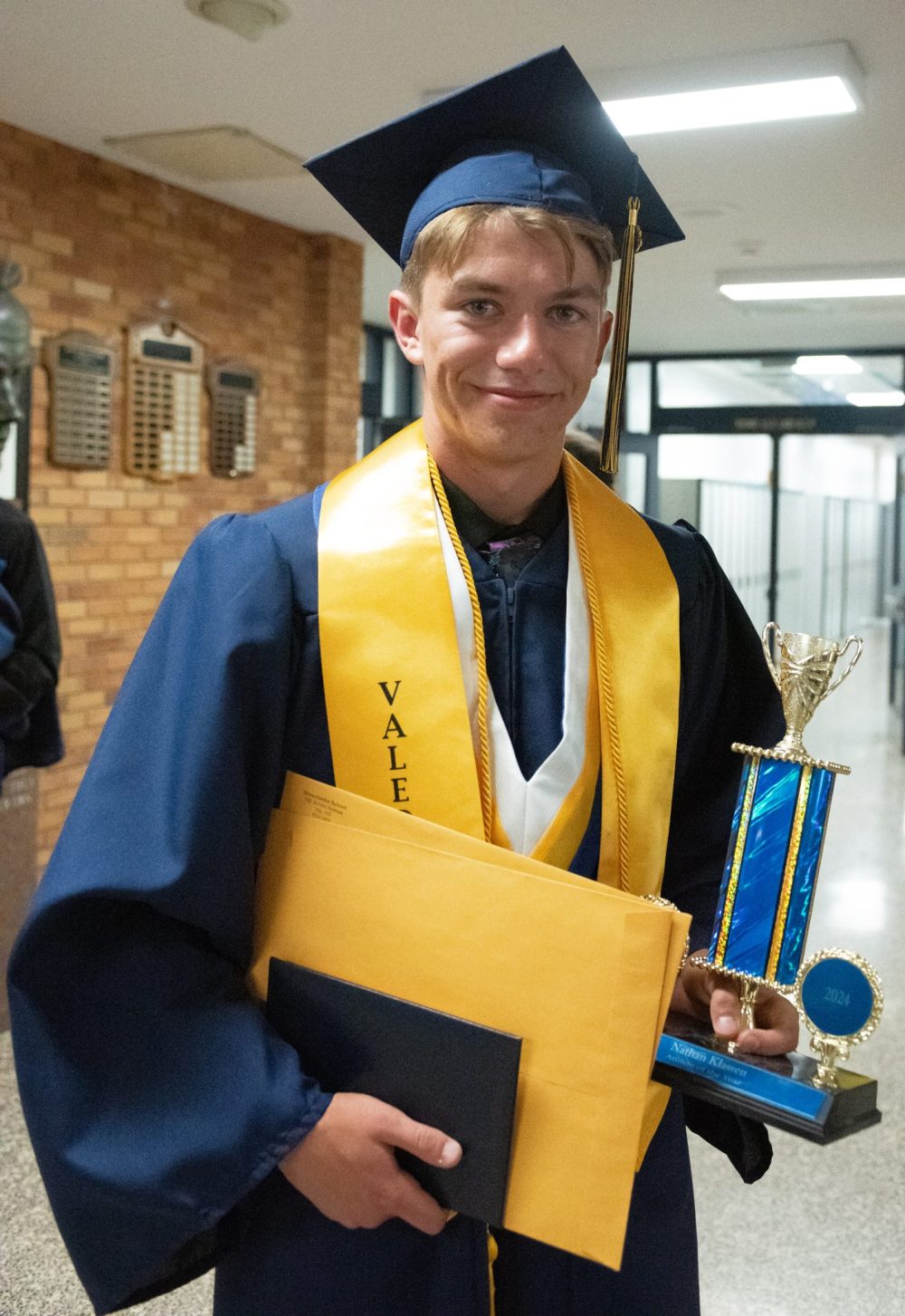 SVJETLANA MLINAREVIC THE CARILLON
Valedictorian Nathan Klassen plans on starting his own lawn care business after graduation.