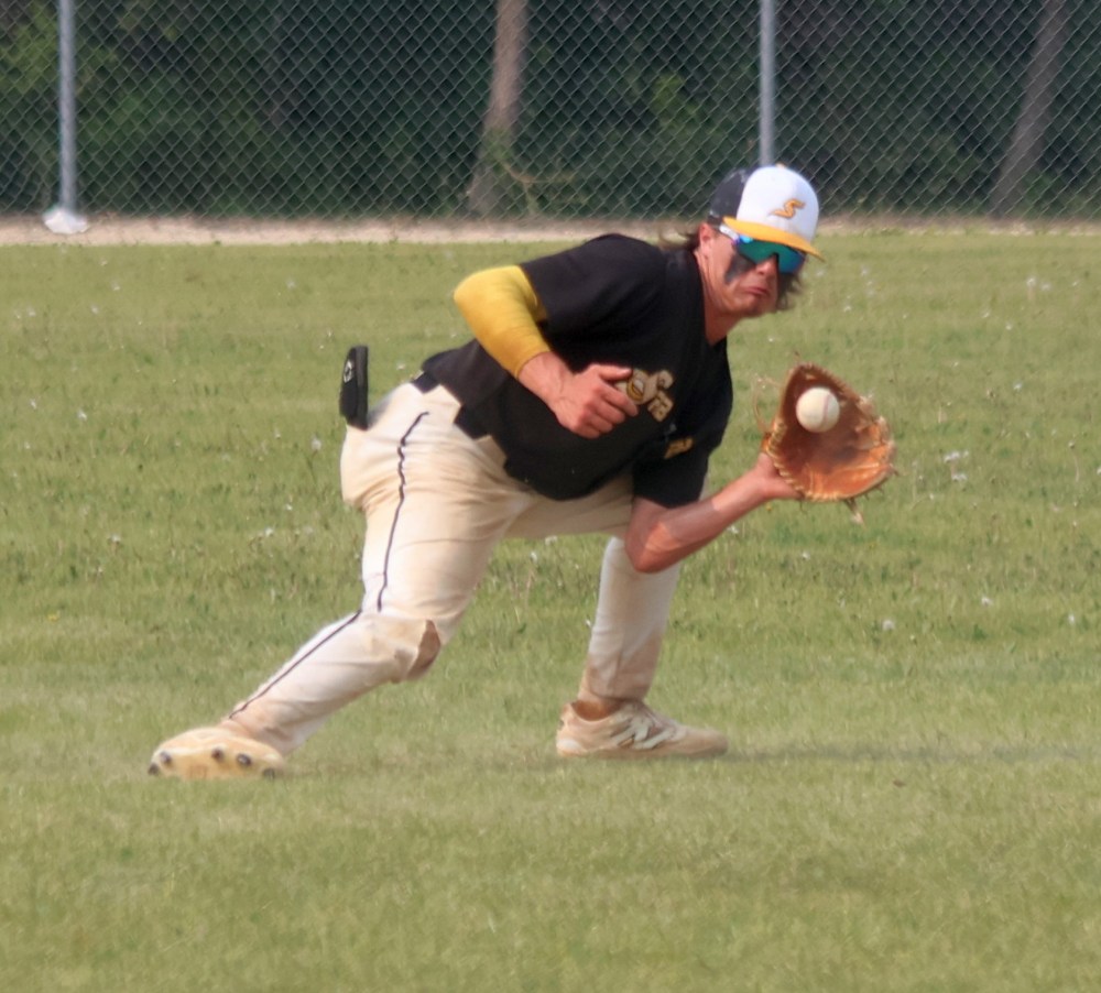 Action from the MHSAA baseball championships in Stonewall. (Cassidy Dankochik The Carillon)