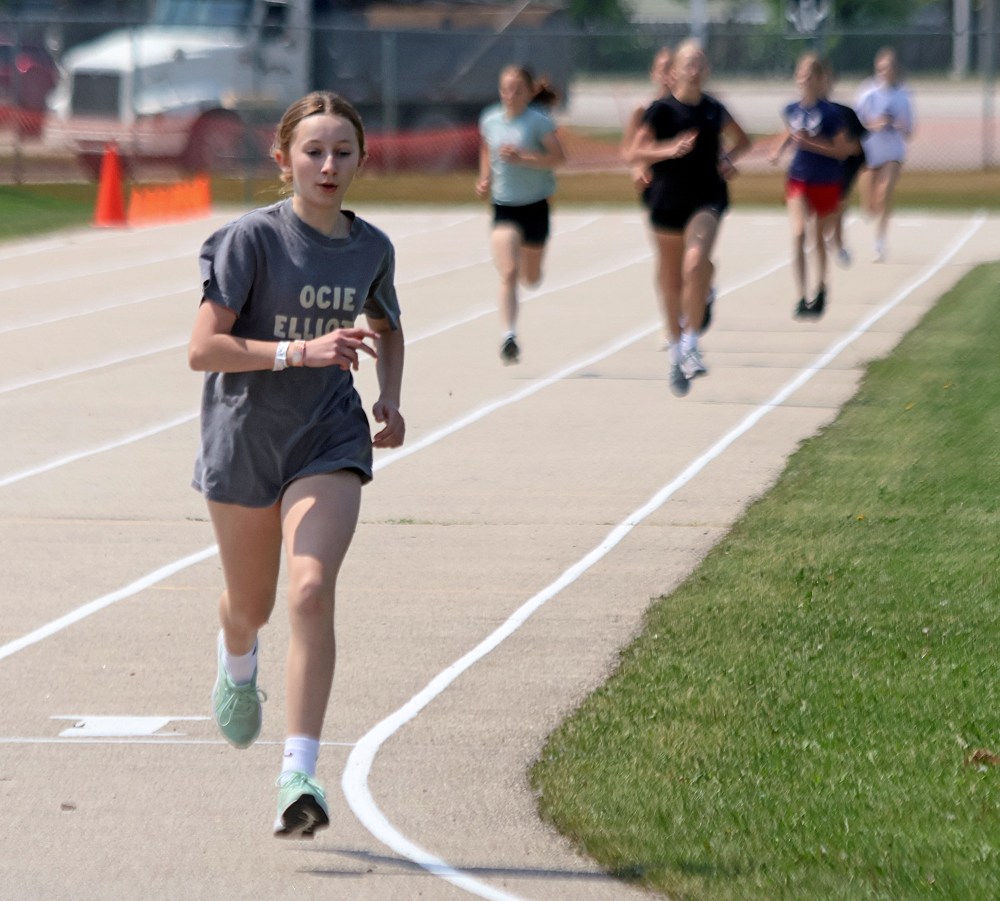The Grade 8 Bard Cheop Track and Field meet needed to be re-scheduled to June 20 due to excessive smoke the week before. (Cassidy Dankochik The Carillon)