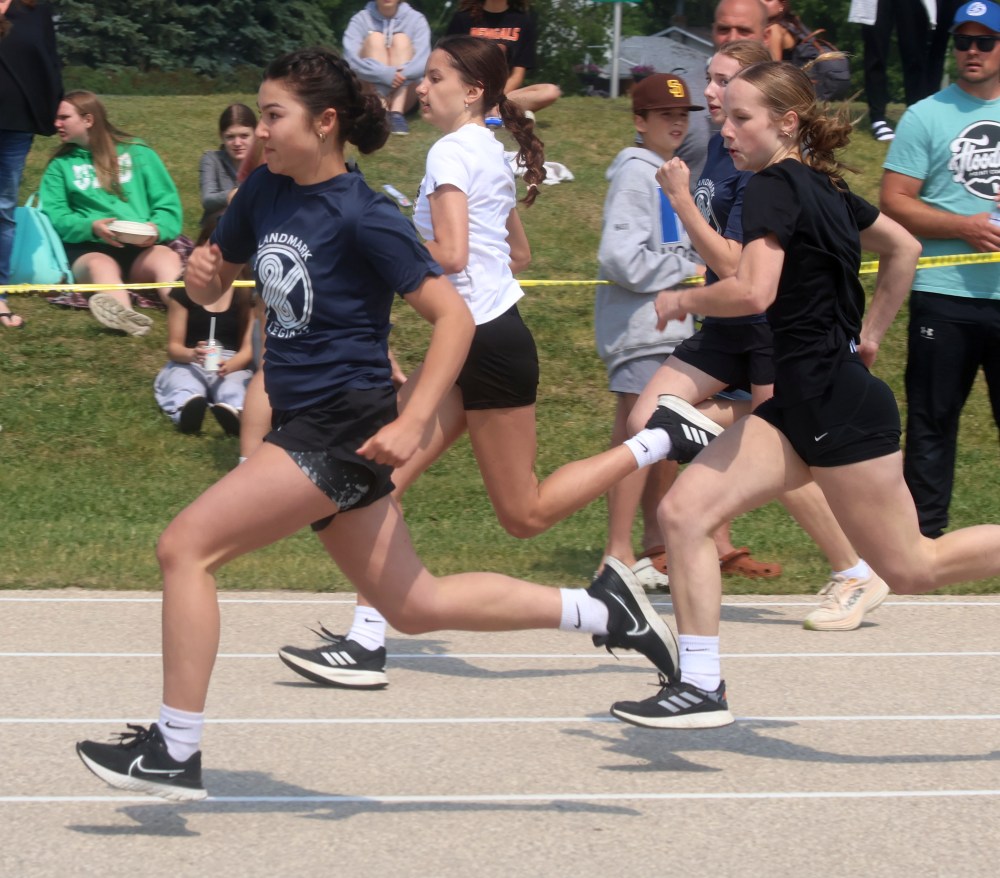 The Grade 8 Bard Cheop Track and Field meet needed to be re-scheduled to June 20 due to excessive smoke the week before. (Cassidy Dankochik The Carillon)