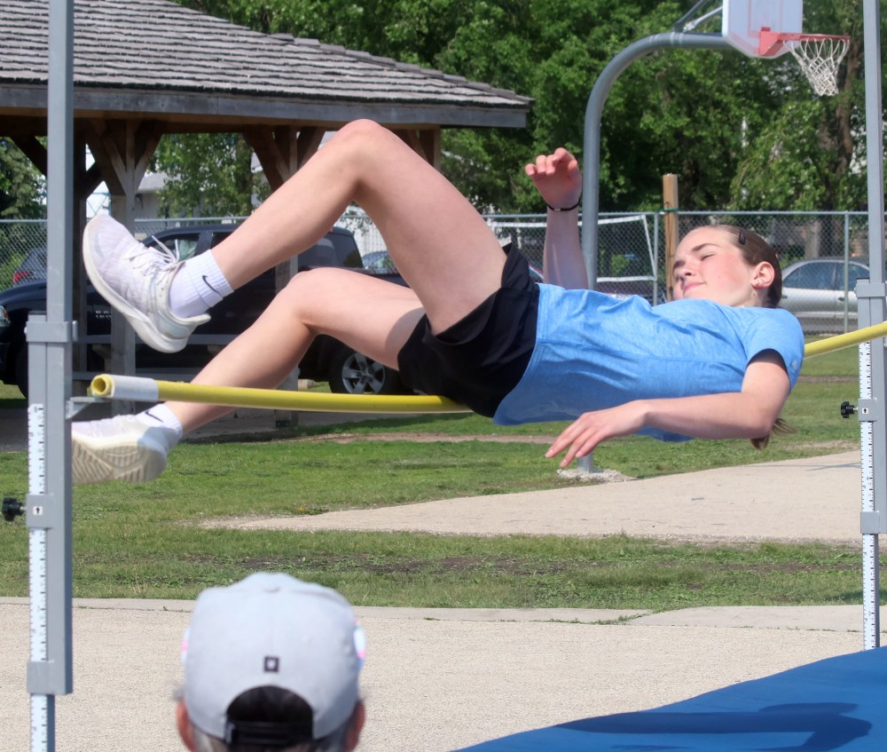 The Grade 8 Bard Cheop Track and Field meet needed to be re-scheduled to June 20 due to excessive smoke the week before. (Cassidy Dankochik The Carillon)