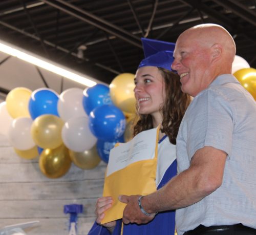 GREG VANDERMEULEN THE CARILLON 

Principal Jared Baines presents Julia Van Osch with the Governor General Bronze Medal.