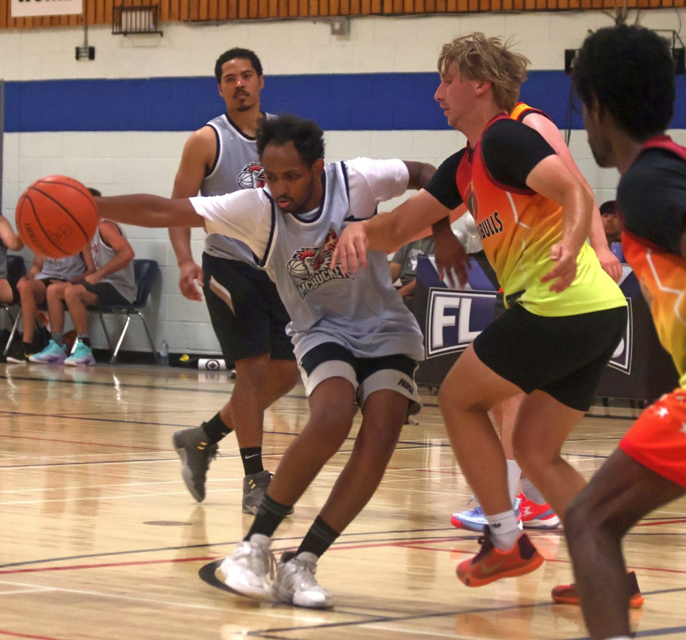 The Prairie Basketball League held finals for all their divisions at Steinbach Christian School June 21. (Cassidy Dankochik The Carillon)