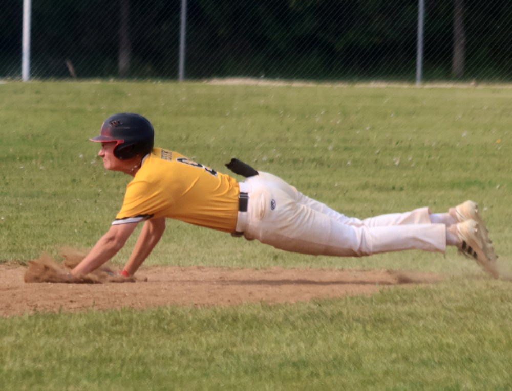 Action from the MHSAA baseball championships in Stonewall. (Cassidy Dankochik The Carillon)