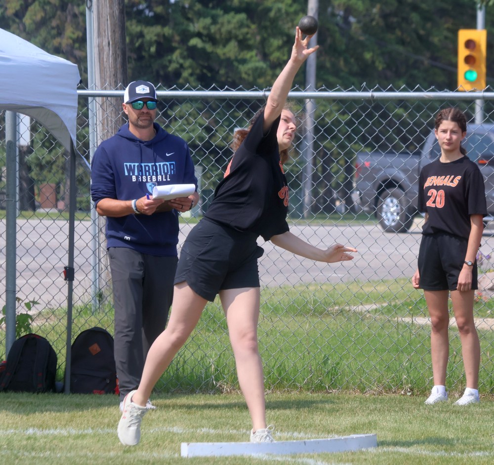 The Grade 8 Bard Cheop Track and Field meet needed to be re-scheduled to June 20 due to excessive smoke the week before. (Cassidy Dankochik The Carillon)