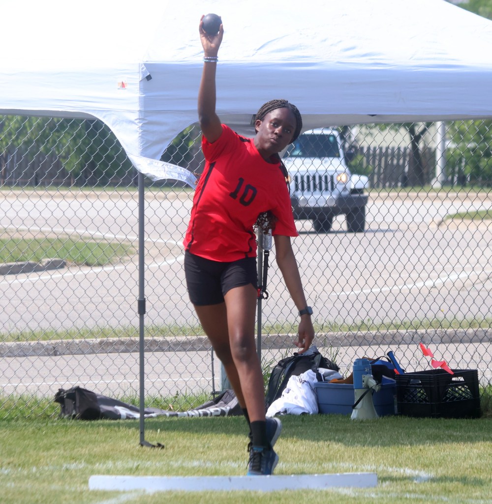 The Grade 8 Bard Cheop Track and Field meet needed to be re-scheduled to June 20 due to excessive smoke the week before. (Cassidy Dankochik The Carillon)