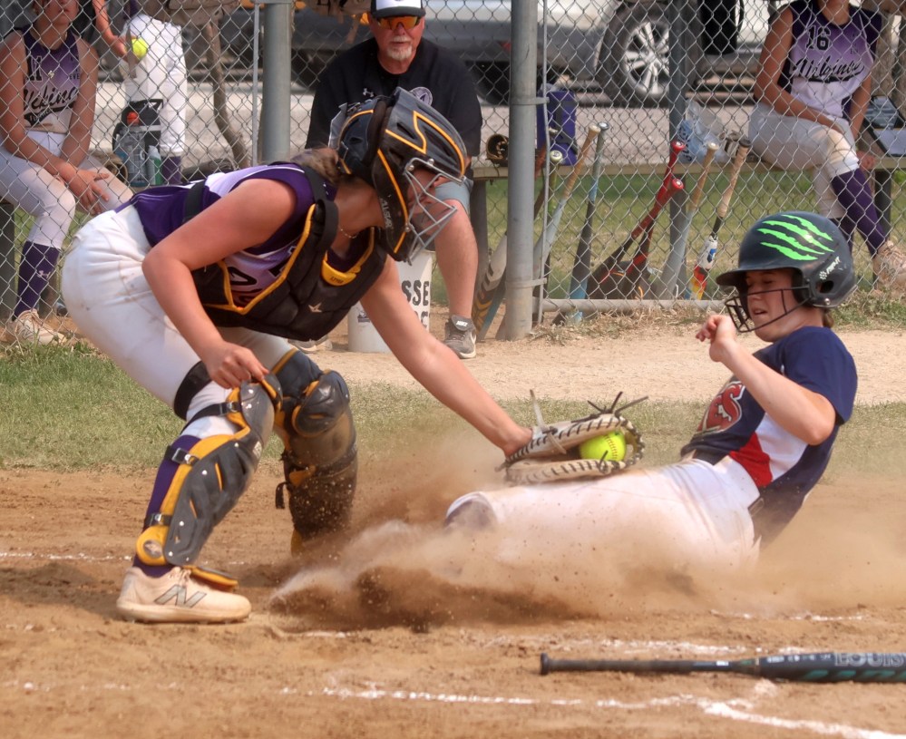 Action from the MHSAA softball provincial championships. (Cassidy Dankochik The Carillon)