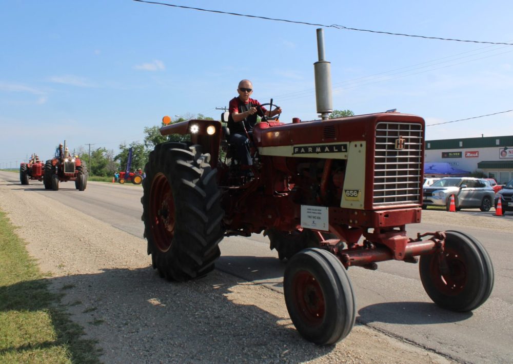 GREG VANDERMEULEN THE CARILLON
Roland Wiebe and his 1967 IHC 656.