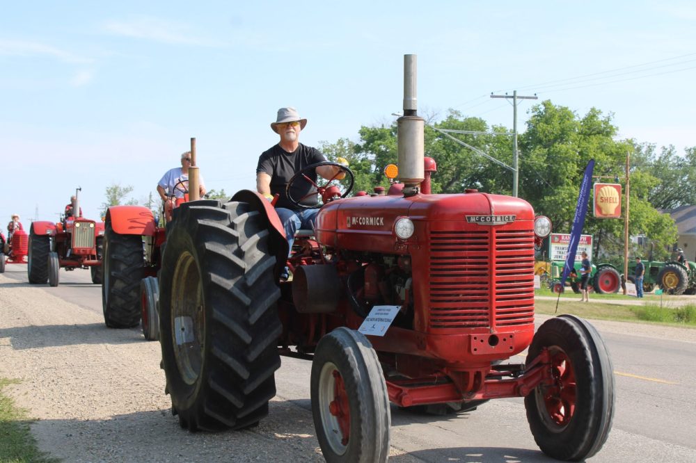 GREG VANDERMEULEN THE CARILLON
Transformation Tractor Ride: Earl Reimer operates a 1952 WDP International McCormick.